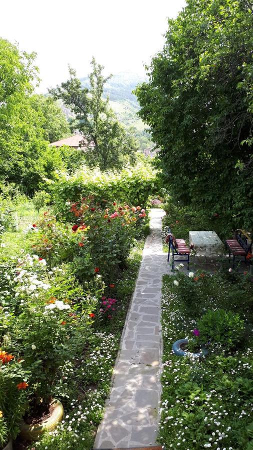 Hotel MIRA Goris Buitenkant foto