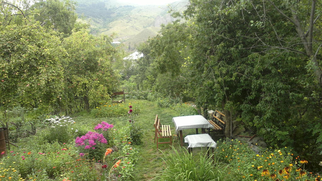 Hotel MIRA Goris Buitenkant foto